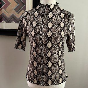 Caution to the Wind Snakeskin High Neck Short Sleeve Top L